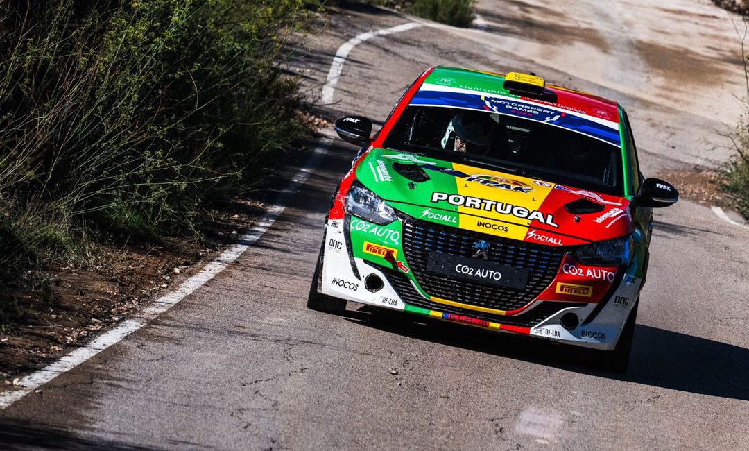 portugal-co2-auto-rally-fia-motorsport-games-rafale-cardeira-stand-carros