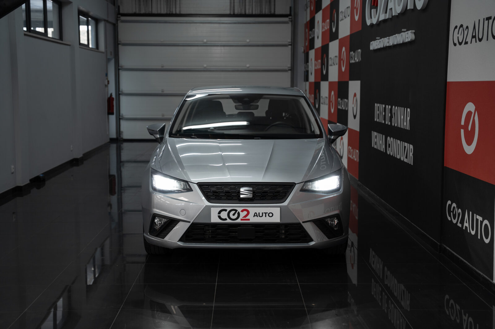 seat-ibiza-1.0-style-co2-stand-carros-automovel-comprar-pataias-2