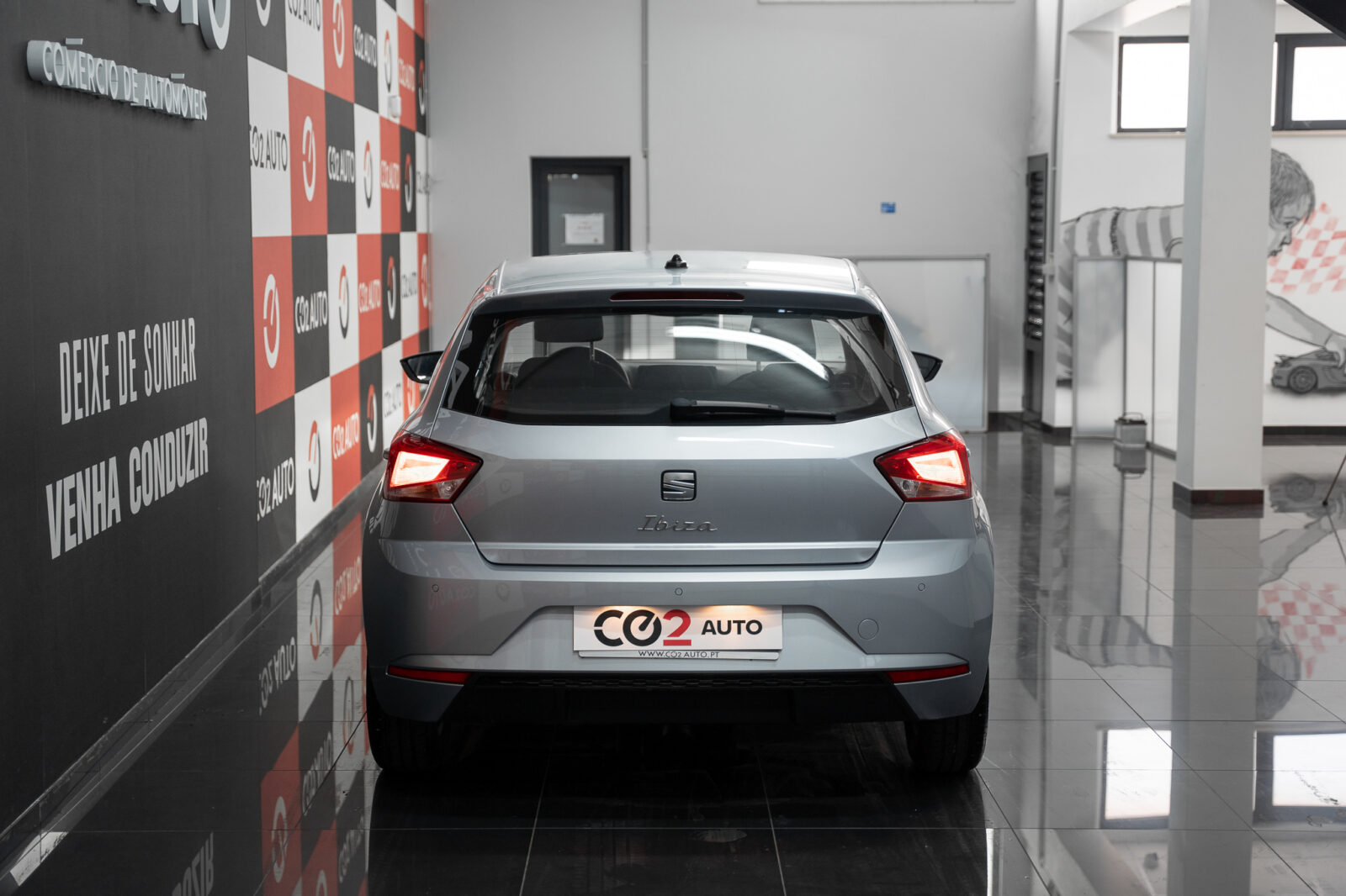seat-ibiza-1.0-style-co2-stand-carros-automovel-comprar-pataias-5