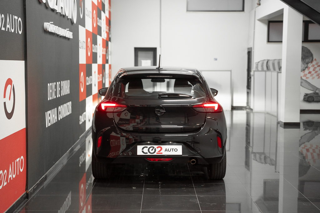 Aopel-corsa-preto-auto-co2-carros-pataias-4