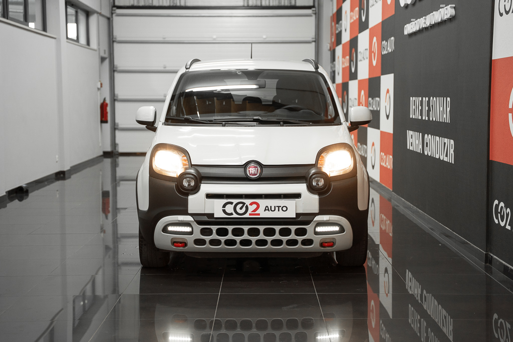 fiat-panda-1.0-hybrid-70cv-citylife-auto-co2-carros-pataias-2