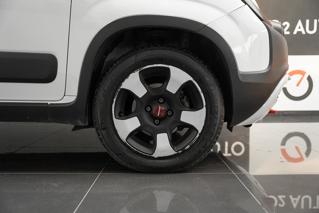 fiat-panda-1.0-hybrid-70cv-citylife-auto-co2-carros-pataias-4