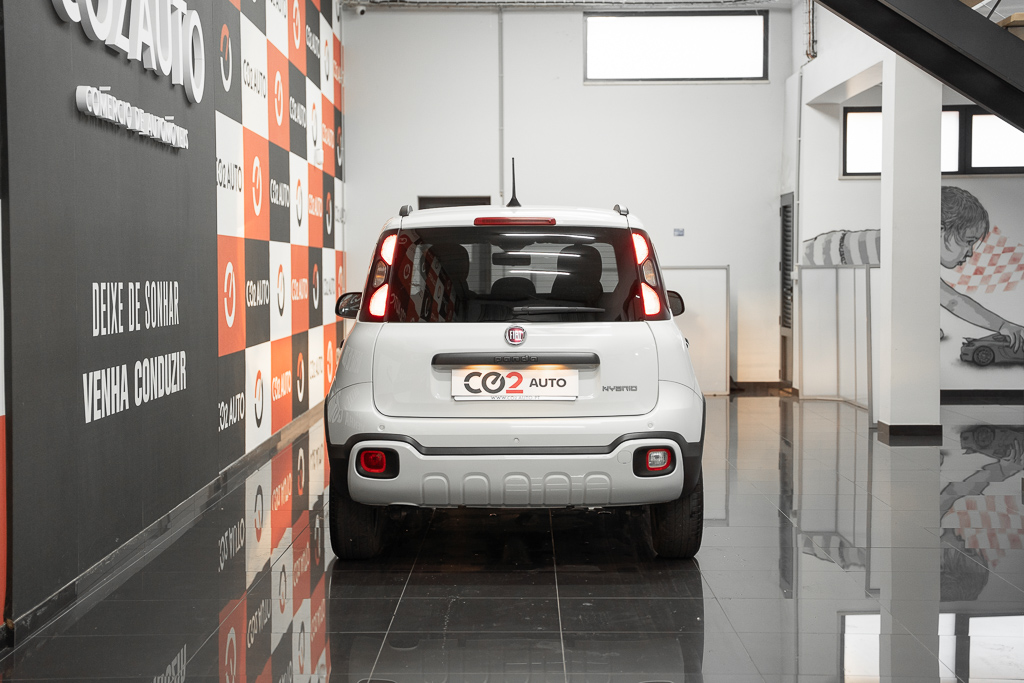 fiat-panda-1.0-hybrid-70cv-citylife-auto-co2-carros-pataias-5
