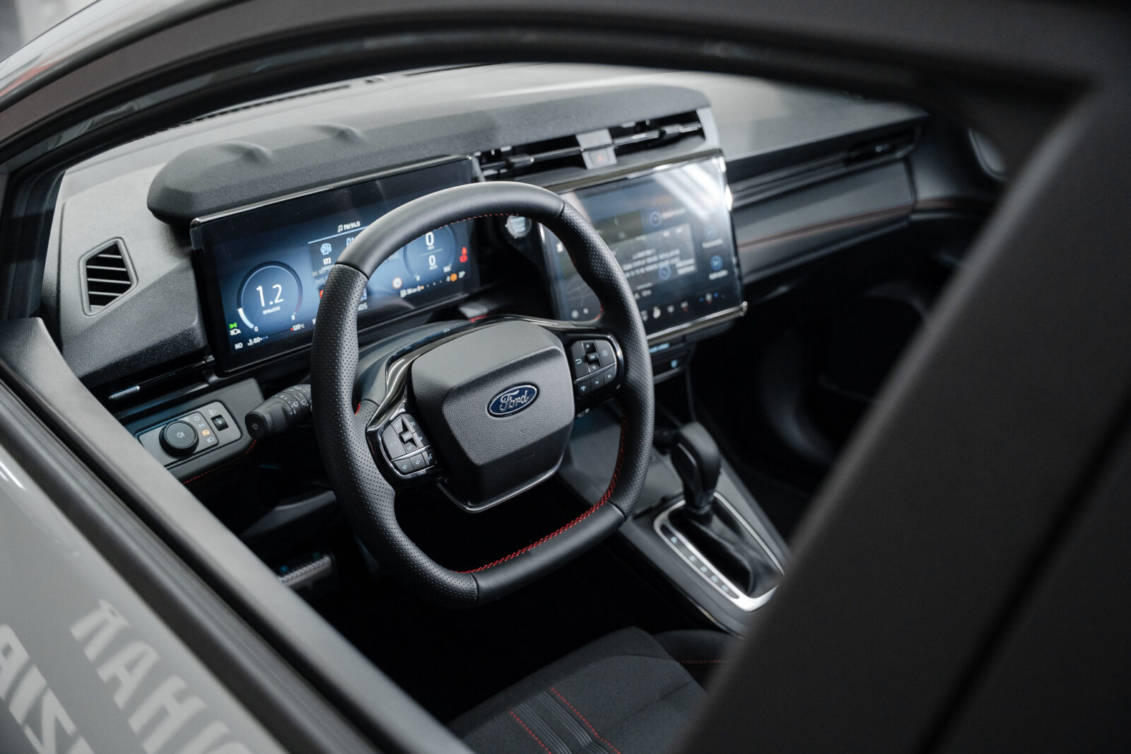 ford-puma-st-line-x-ecoboost-mhev-stand-carros-automovel-comprar-pataias-9