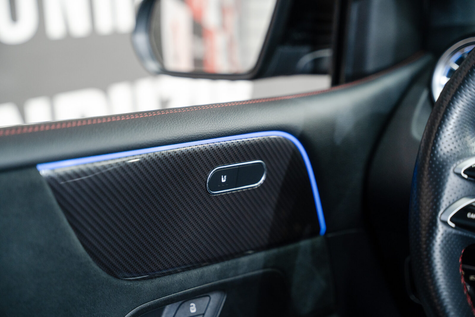 mercedes-benz-b-180-d-amg-pack-night-auto-stand-carros-automovel-comprar-pataias-14