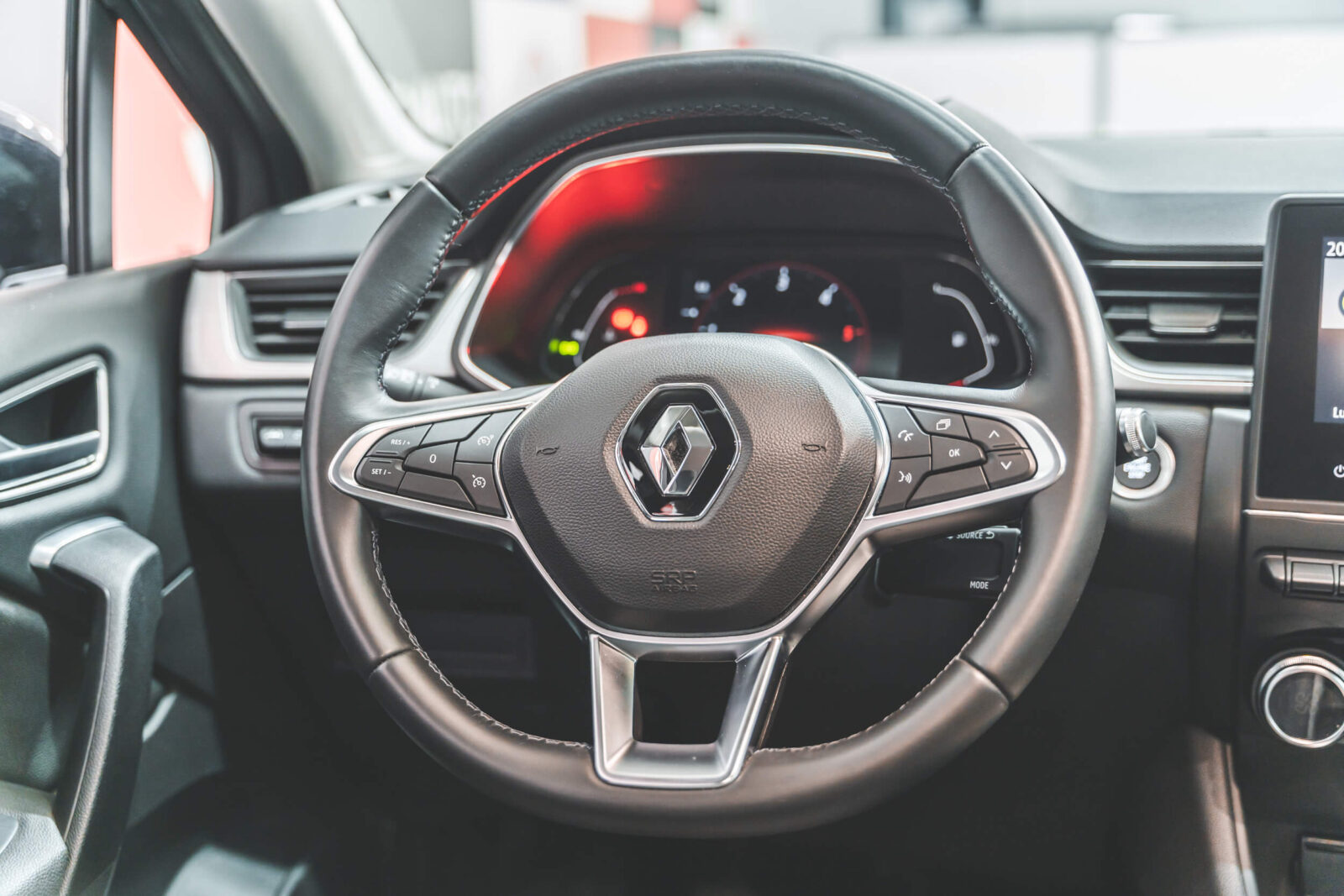 renault-captur-cinza-carros-co2-pataias-stand-10