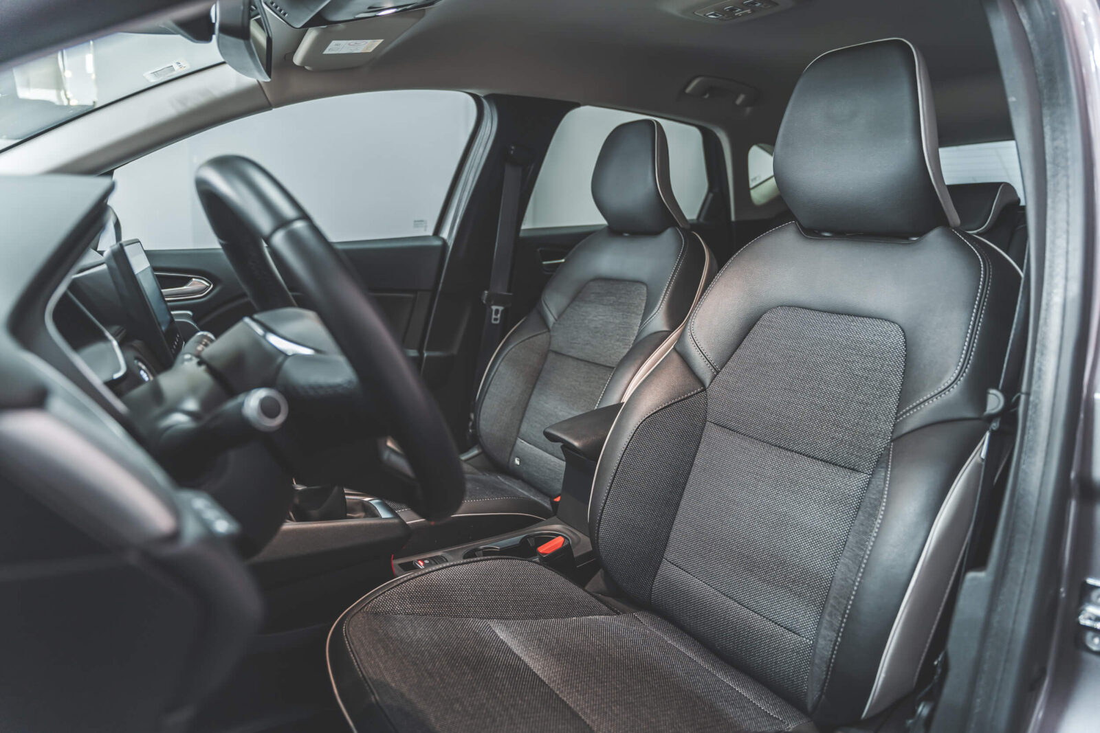 renault-captur-cinza-carros-co2-pataias-stand-7