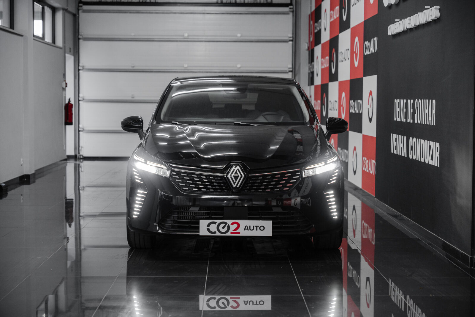 renault-clio-co2-preto-tce-1.0-evolution-stand-carros-automovel-comprar-pataias-2