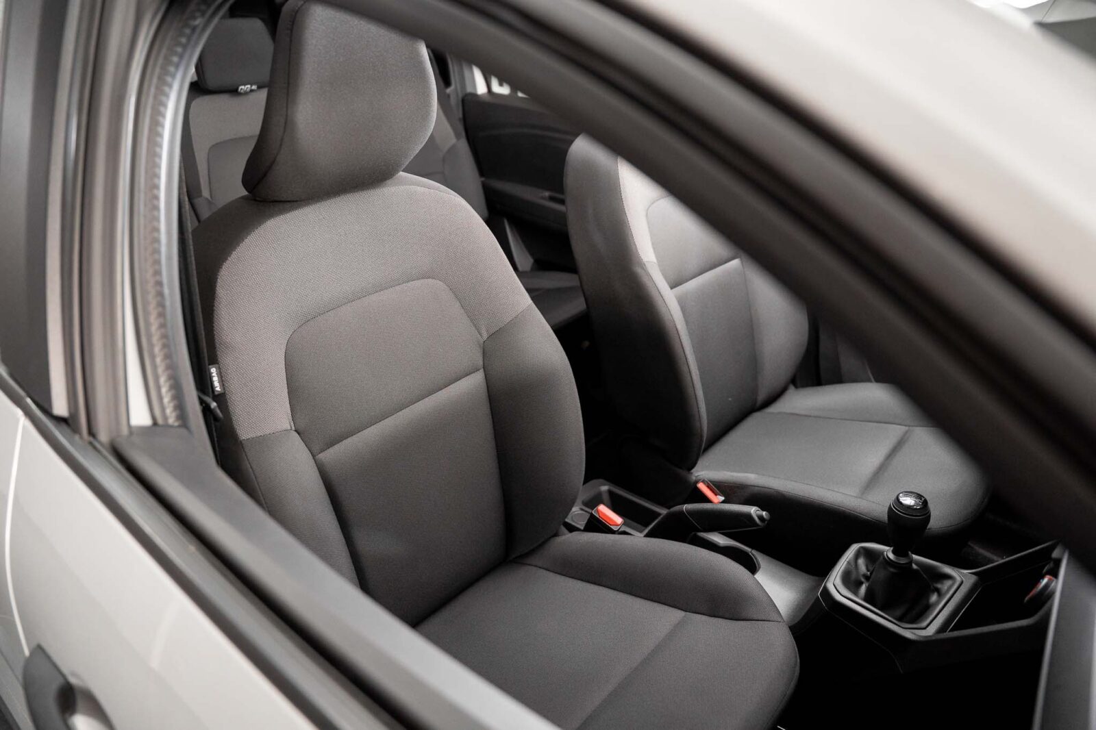 dacia-jogger-1.0-tce-essential-co2-stand-carros-automovel-comprar-pataias-23