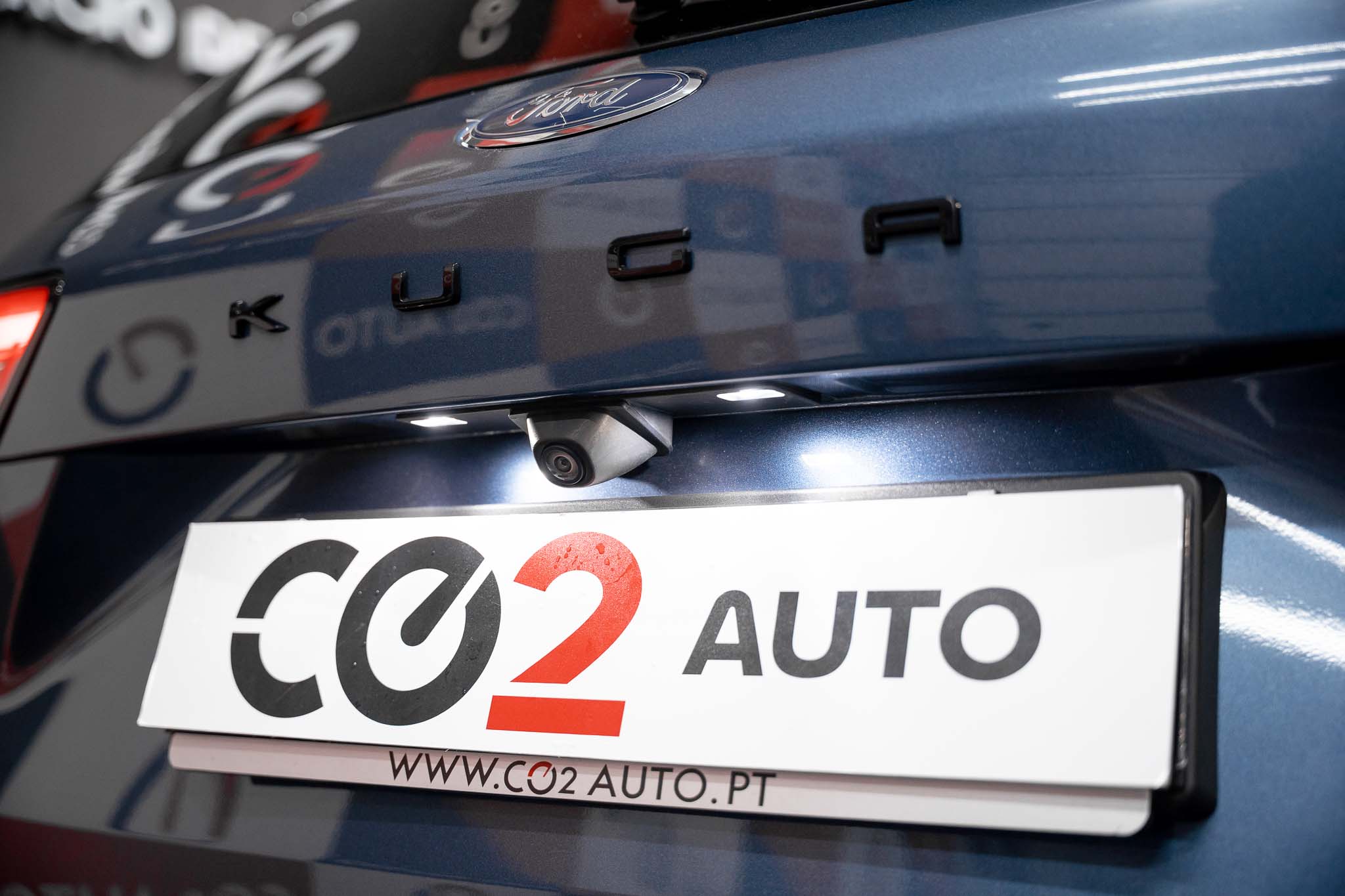 ford-kuga-st-line-x 1.5-ecoboost-150cv-co2-stand-carros-automovel-comprar-pataias-8