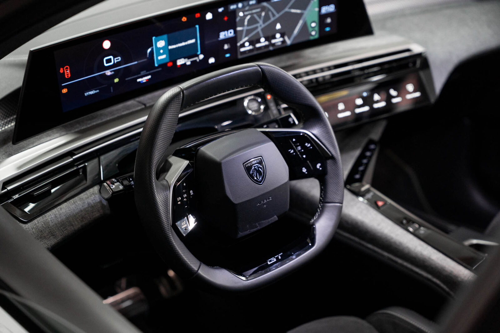 peugeot-3008-1.2-gt-hybrid-145-cv-co2-stand-carros-automovel-comprar-pataias-9