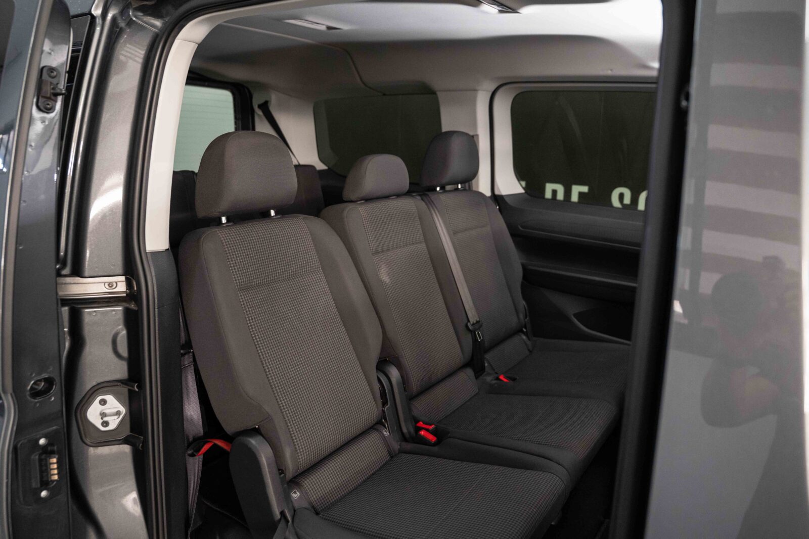 volkswagen-caddy-7-lugares-co2-pataias-cinzento-22