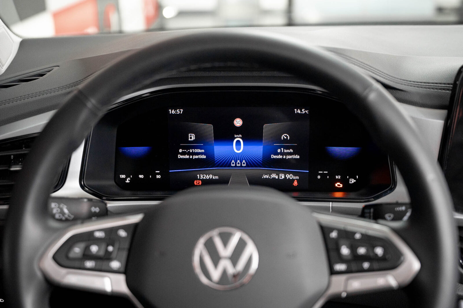 volkswagen-t-roc-1.0-tsi-urban-stand-carros-automovel-comprar-pataias-10