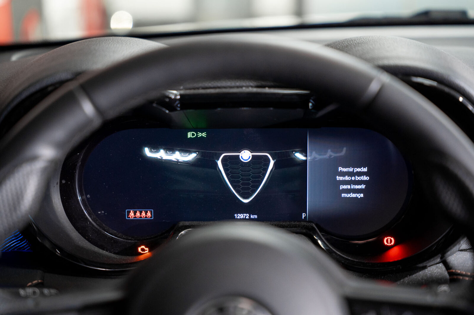 alfa-romeo-tonale-cinzento-stand-carros-automovel-comprar-pataias-50