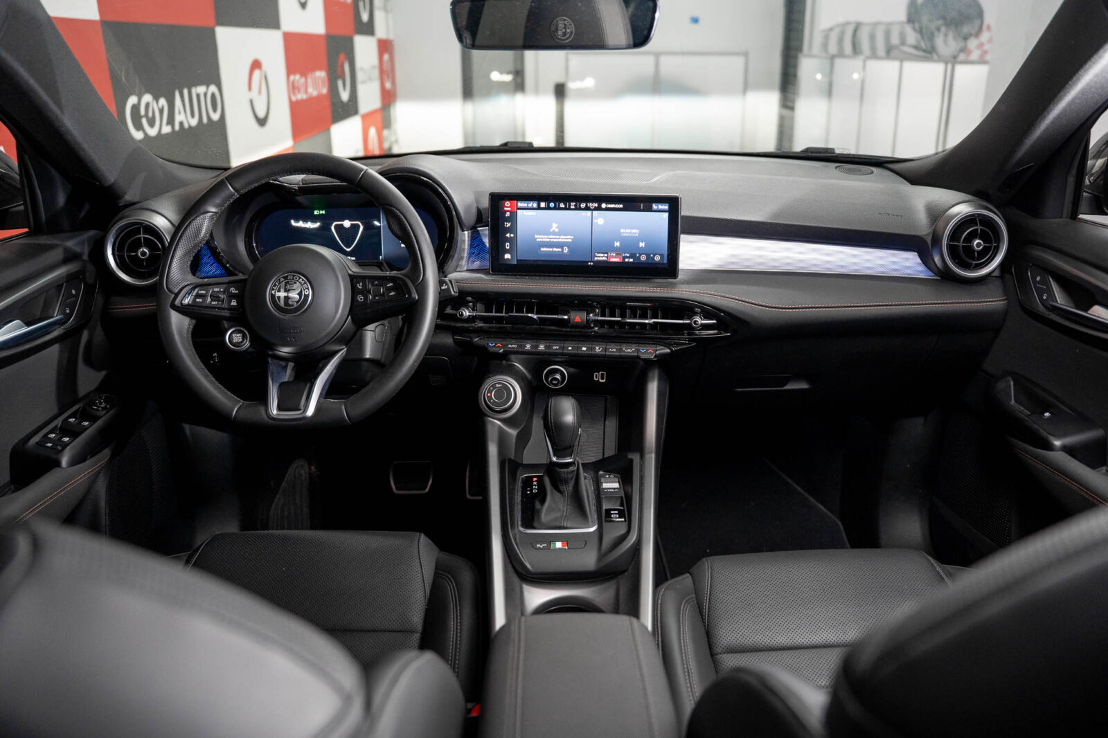 alfa-romeo-tonale-cinzento-stand-carros-automovel-comprar-pataias-51