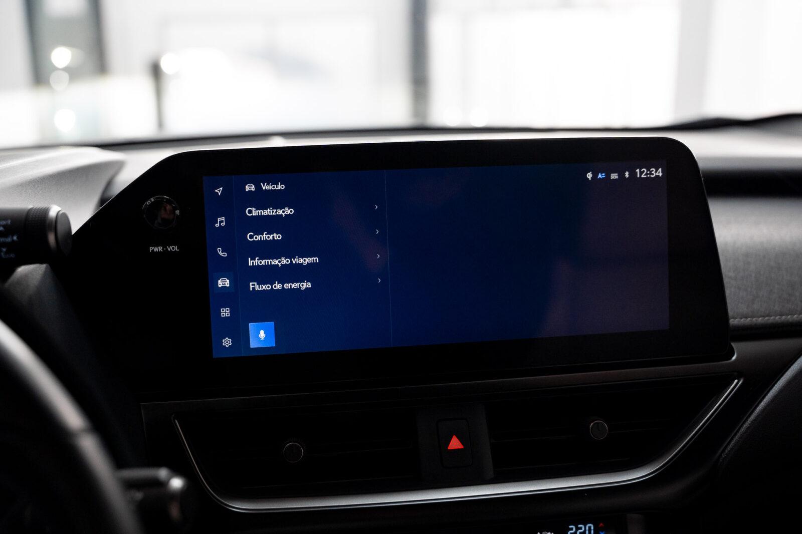 lexus-ux-250h-stand-carros-automovel-comprar-pataias-24