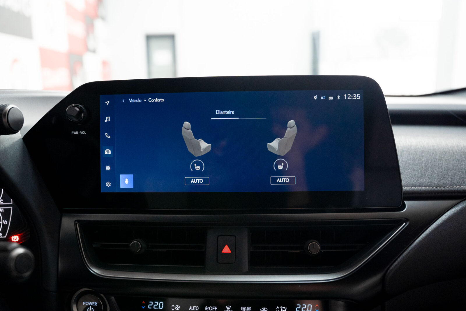 lexus-ux-250h-stand-carros-automovel-comprar-pataias-25