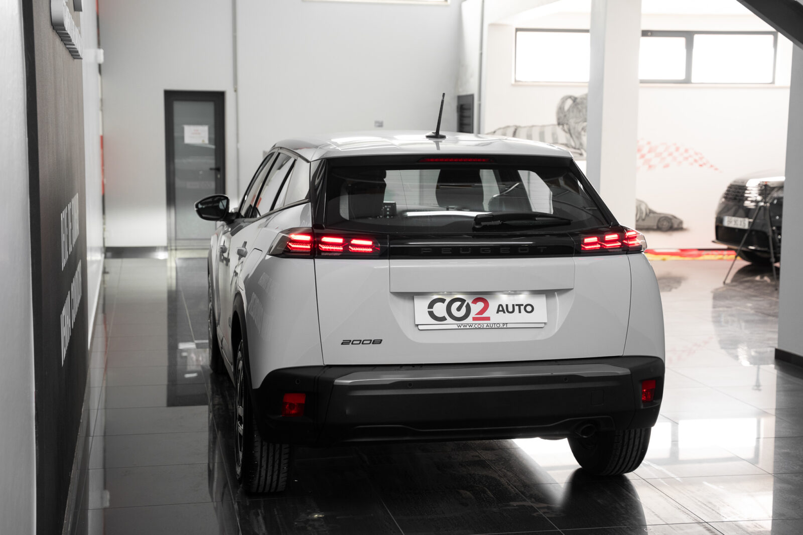 Apeugeot-2008-style-pure-tech-100-cv-co2-stand-carros-automovel-comprar-pataias-7