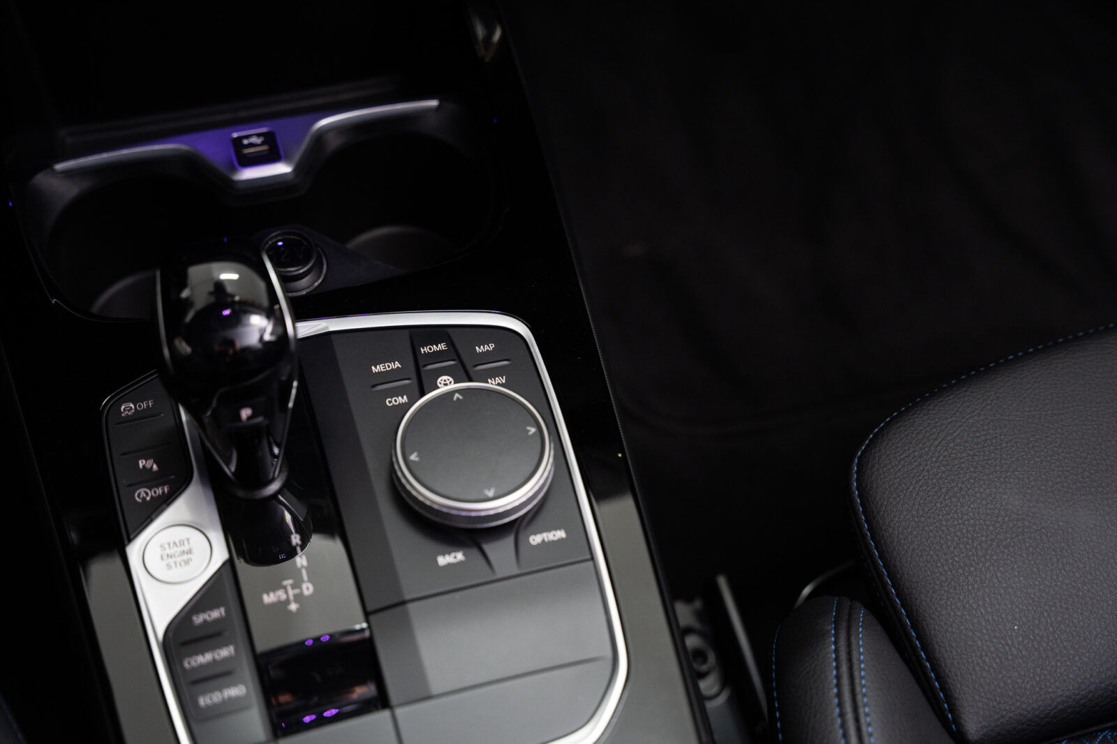 bmw-116-d-pack-m-auto-co2-stand-carros-automovel-comprar-pataias-16