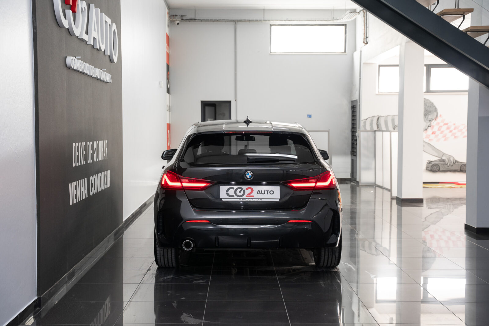 bmw-116-d-pack-m-auto-co2-stand-carros-automovel-comprar-pataias-5