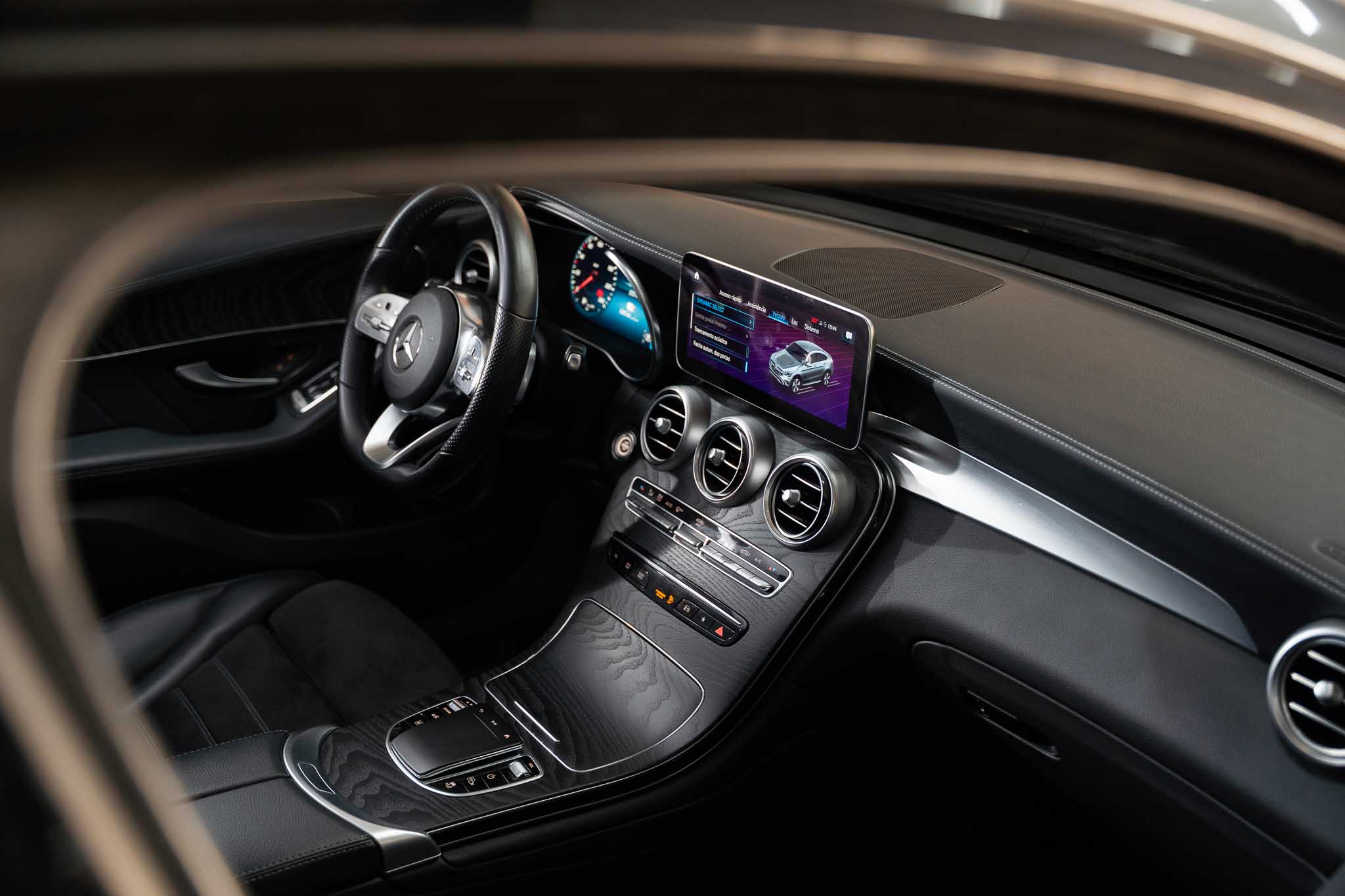 mercedes-benz-glc-300-coupe-amg-4-matic-co2-stand-carros-automovel-comprar-pataias-14