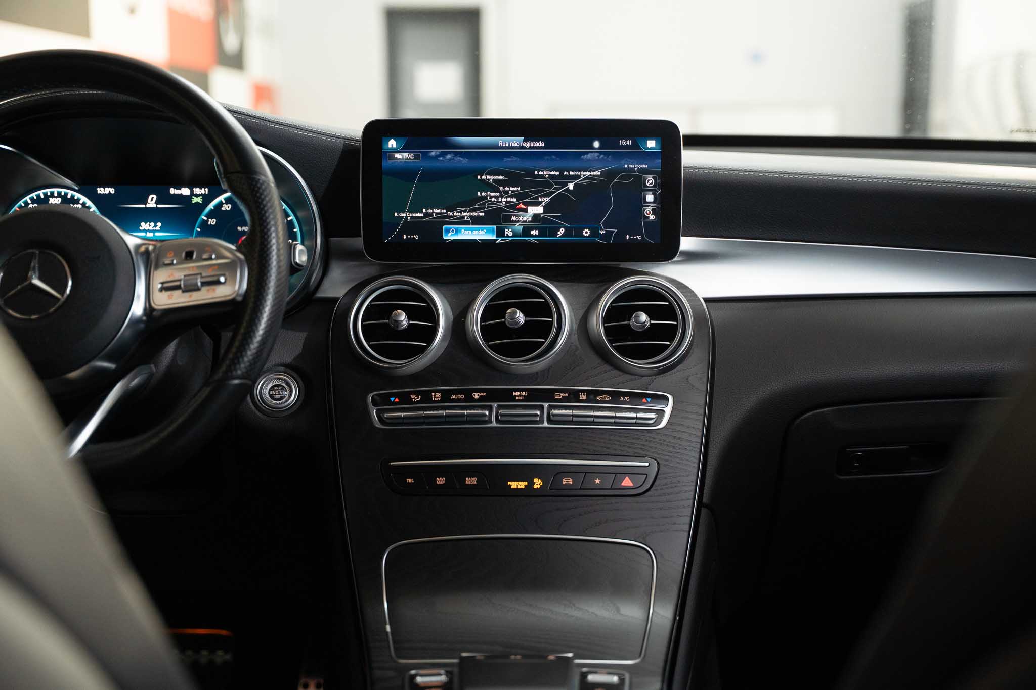 mercedes-benz-glc-300-coupe-amg-4-matic-co2-stand-carros-automovel-comprar-pataias-9