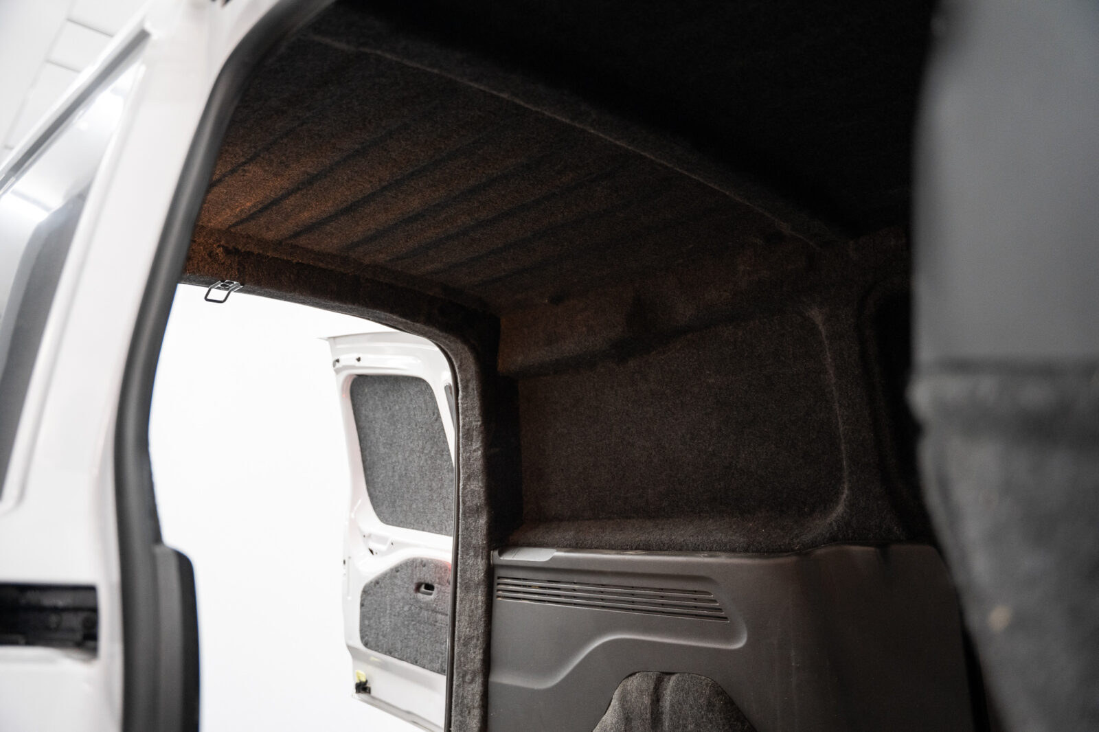 opel-combo-branca-auto-co2-stand-carros-automovel-comprar-pataias-12