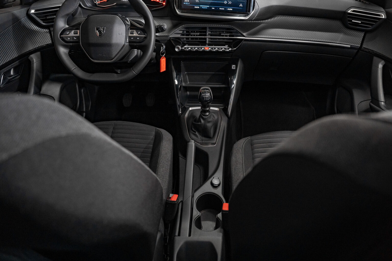 peugeot-2008-preto-co2-stand-carros-automovel-comprar-pataias-21