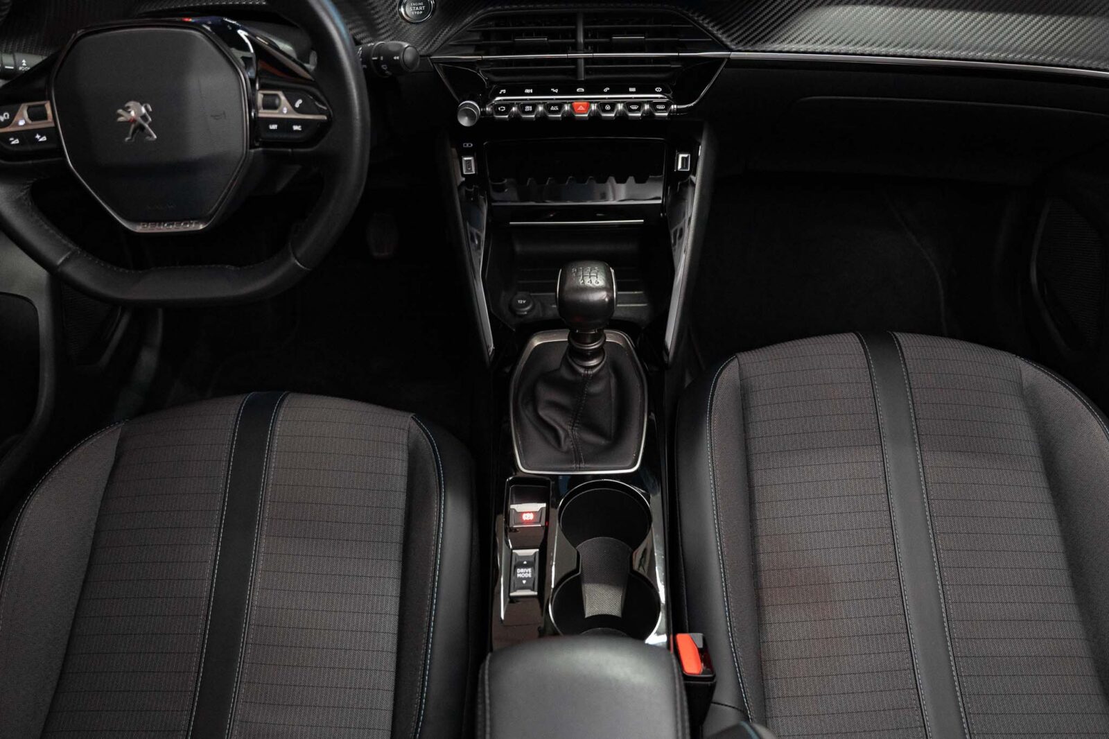 peugeot-2008-vermelho-co2-stand-carros-automovel-comprar-pataias-17