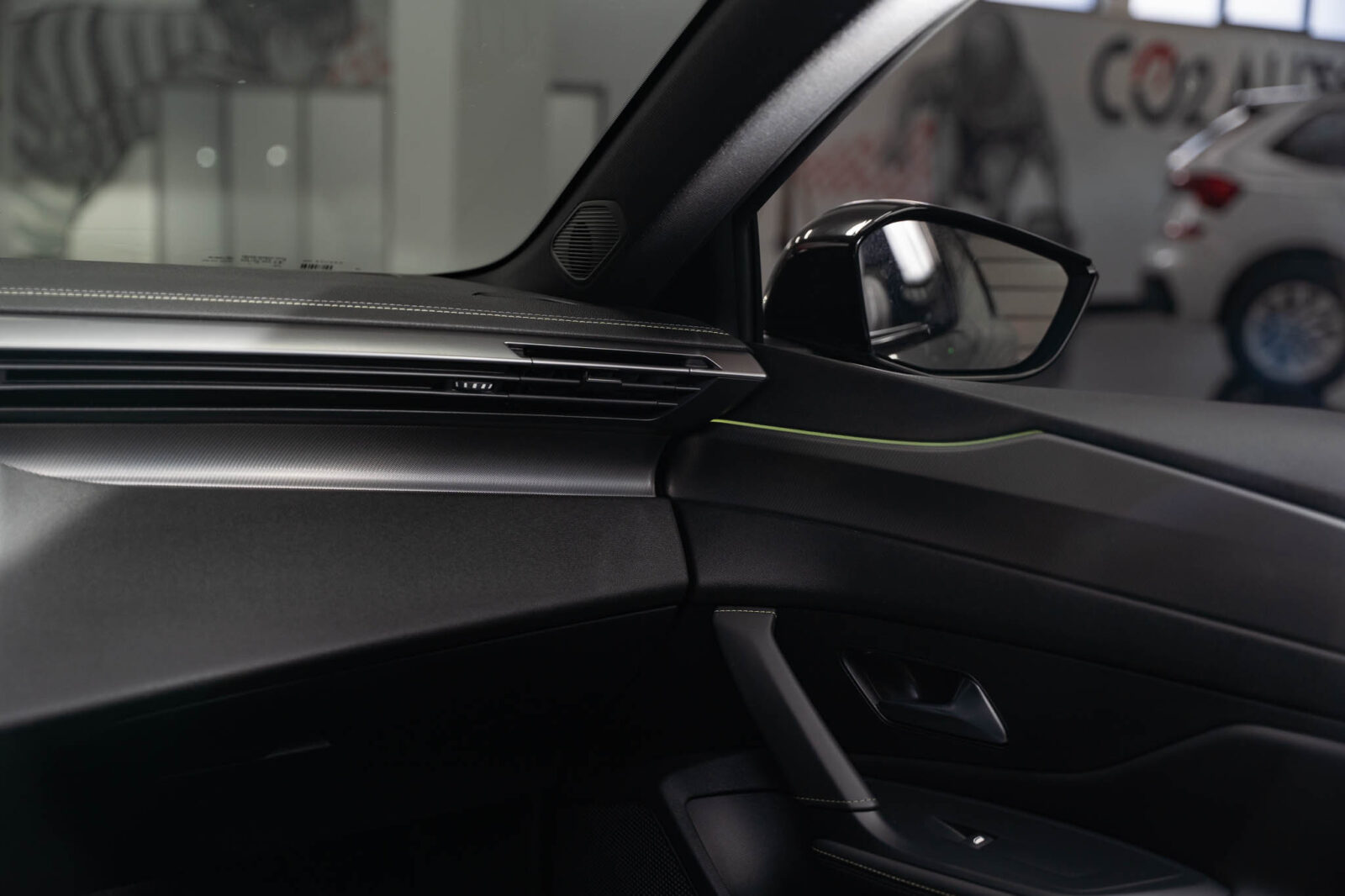 peugeot-308-gt-plug-in-hybrid-180-cv-eat-co2-stand-carros-automovel-comprar-pataias-13