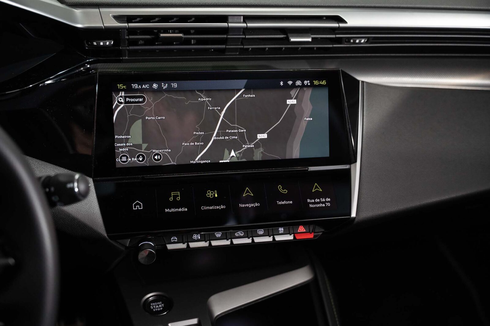 peugeot-308-gt-plug-in-hybrid-180-cv-eat-co2-stand-carros-automovel-comprar-pataias-14