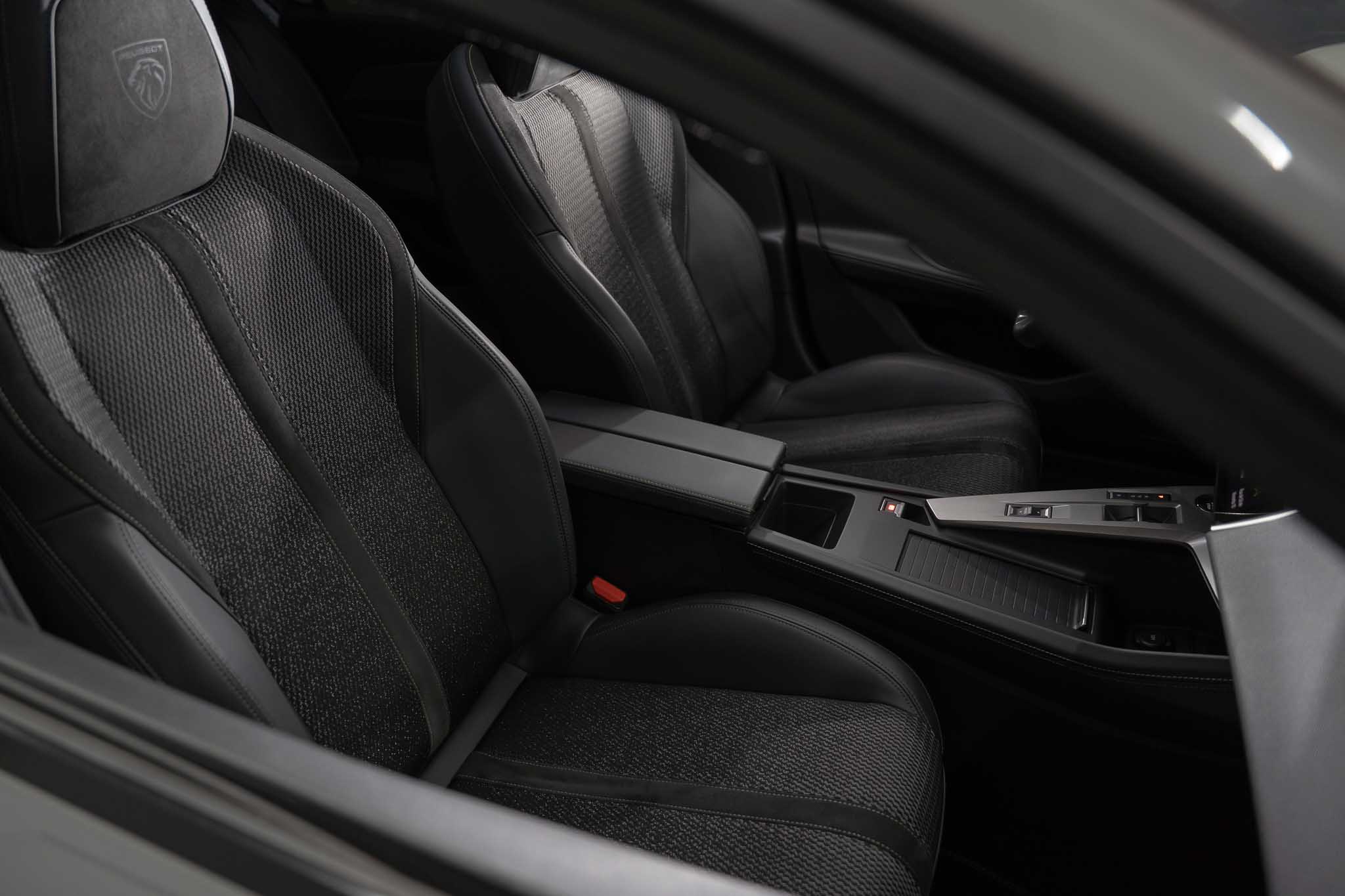 peugeot-308-gt-plug-in-hybrid-180-cv-eat-co2-stand-carros-automovel-comprar-pataias-23