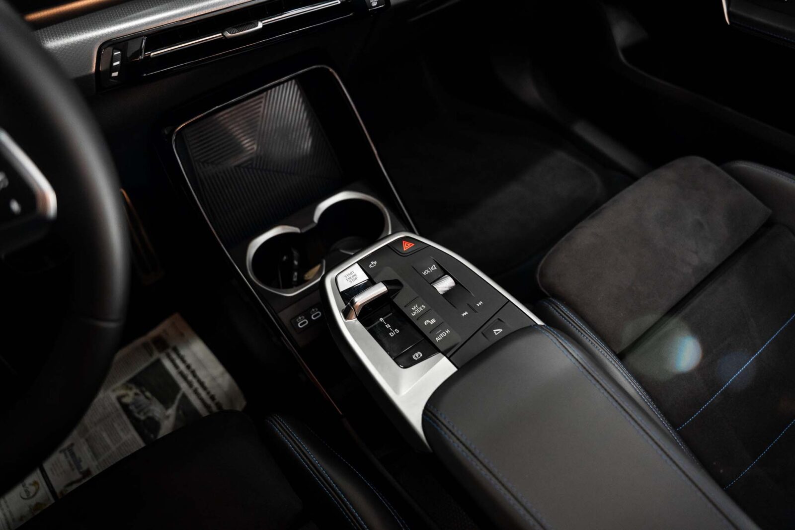 bmw-x1-preto-co2-stand-carros-automovel-comprar-pataias-12