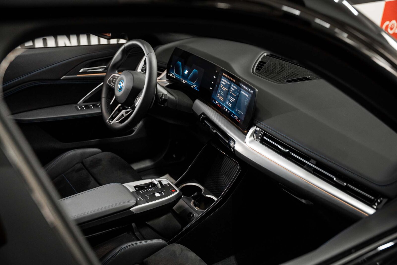 bmw-x1-preto-co2-stand-carros-automovel-comprar-pataias-17