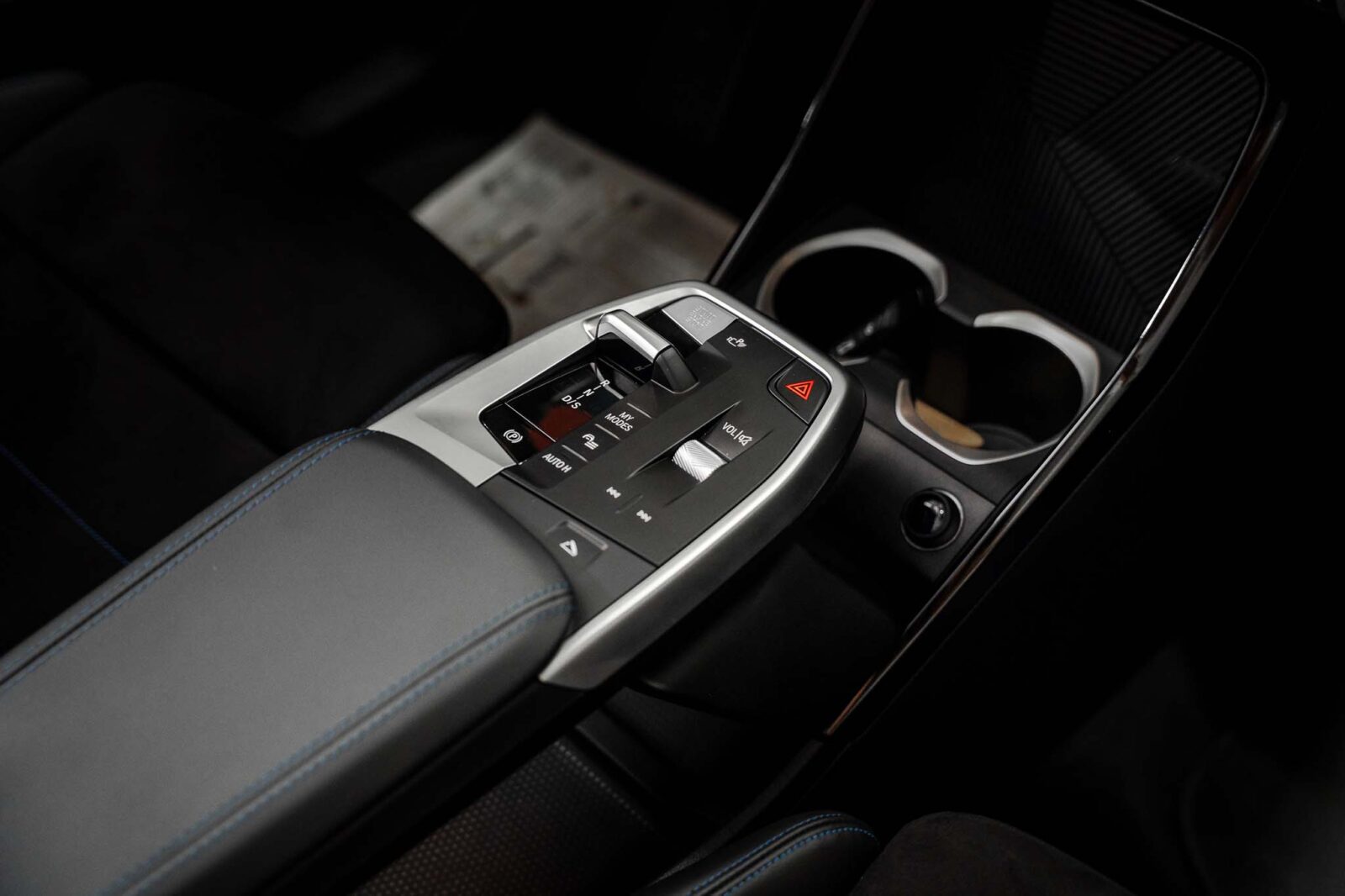 bmw-x1-preto-co2-stand-carros-automovel-comprar-pataias-18