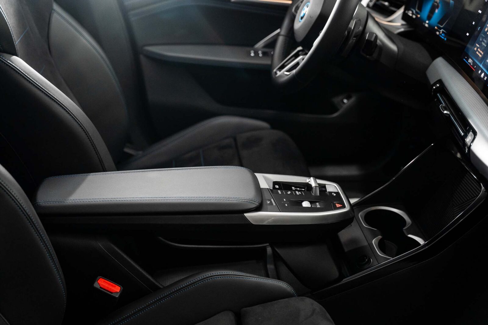 bmw-x1-preto-co2-stand-carros-automovel-comprar-pataias-20