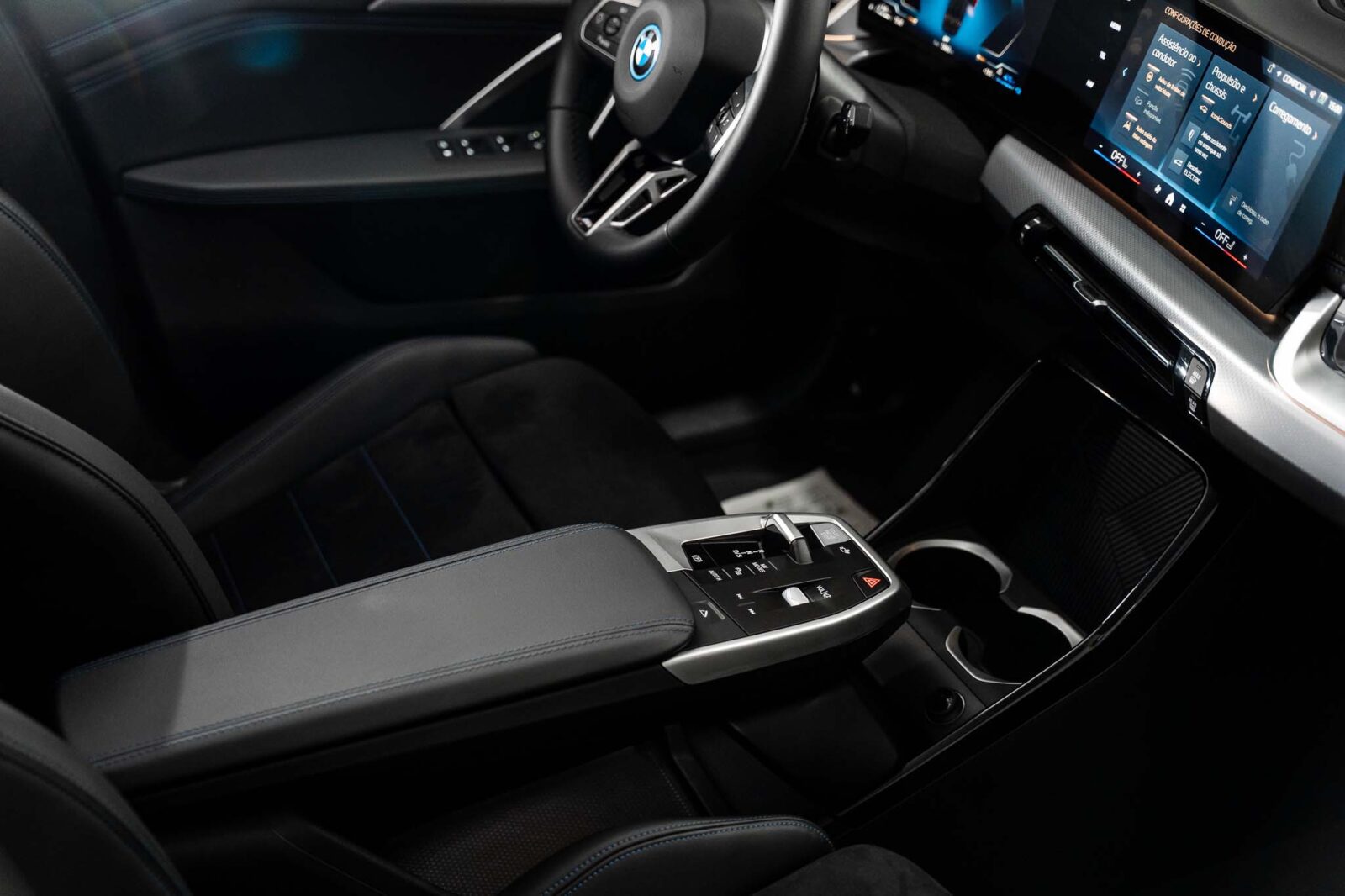 bmw-x1-preto-co2-stand-carros-automovel-comprar-pataias-21