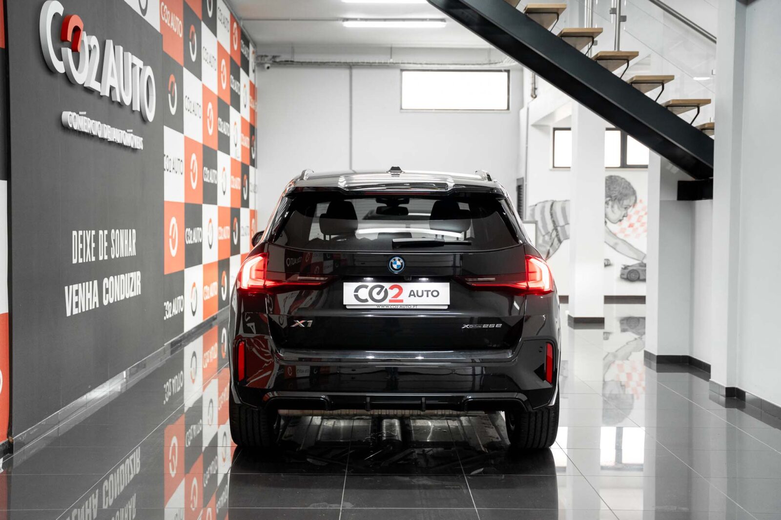 bmw-x1-preto-co2-stand-carros-automovel-comprar-pataias-5