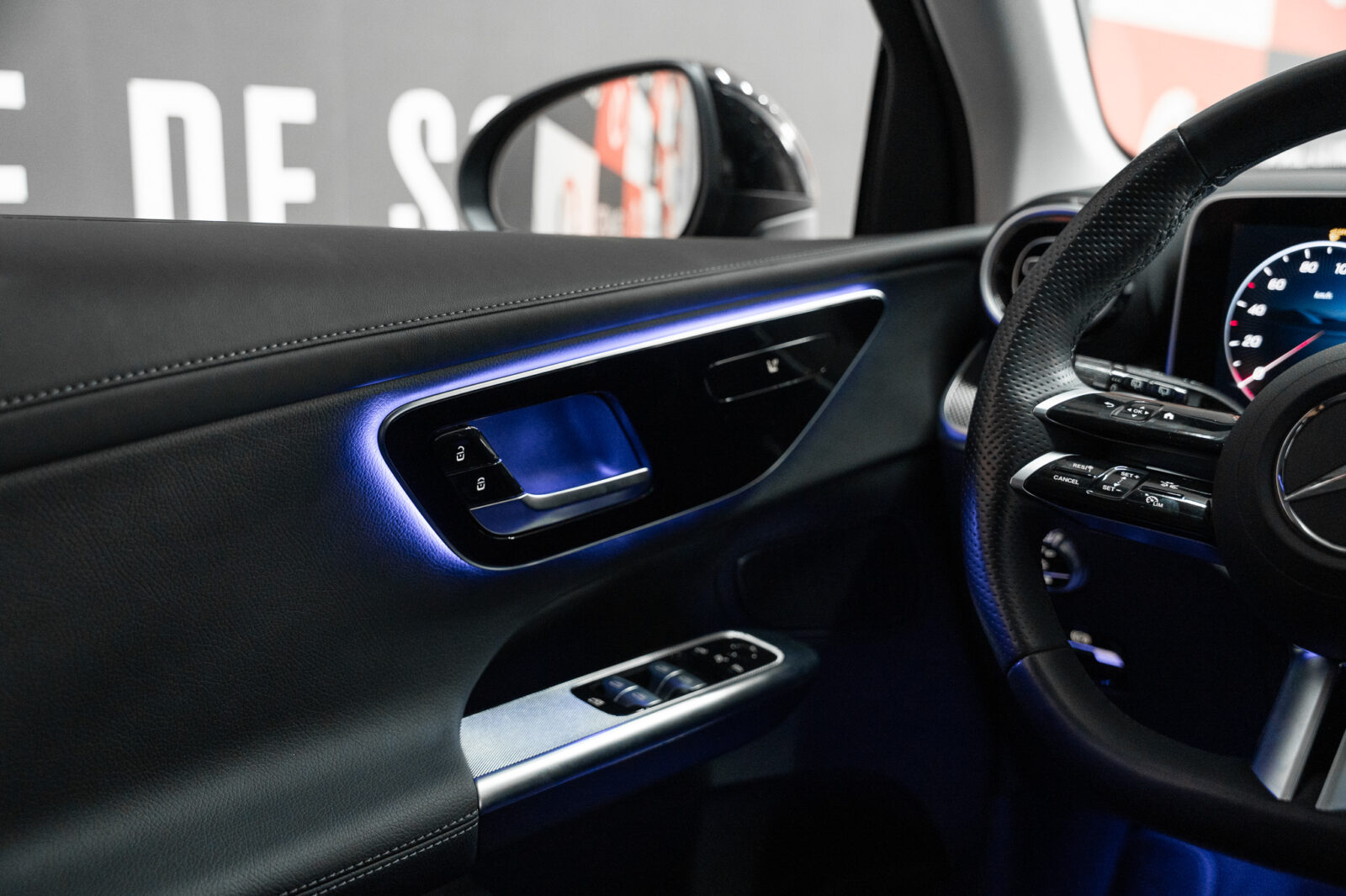 mercedes-benz-glc-300de-4matic-co2-stand-carros-automovel-comprar-pataias-33