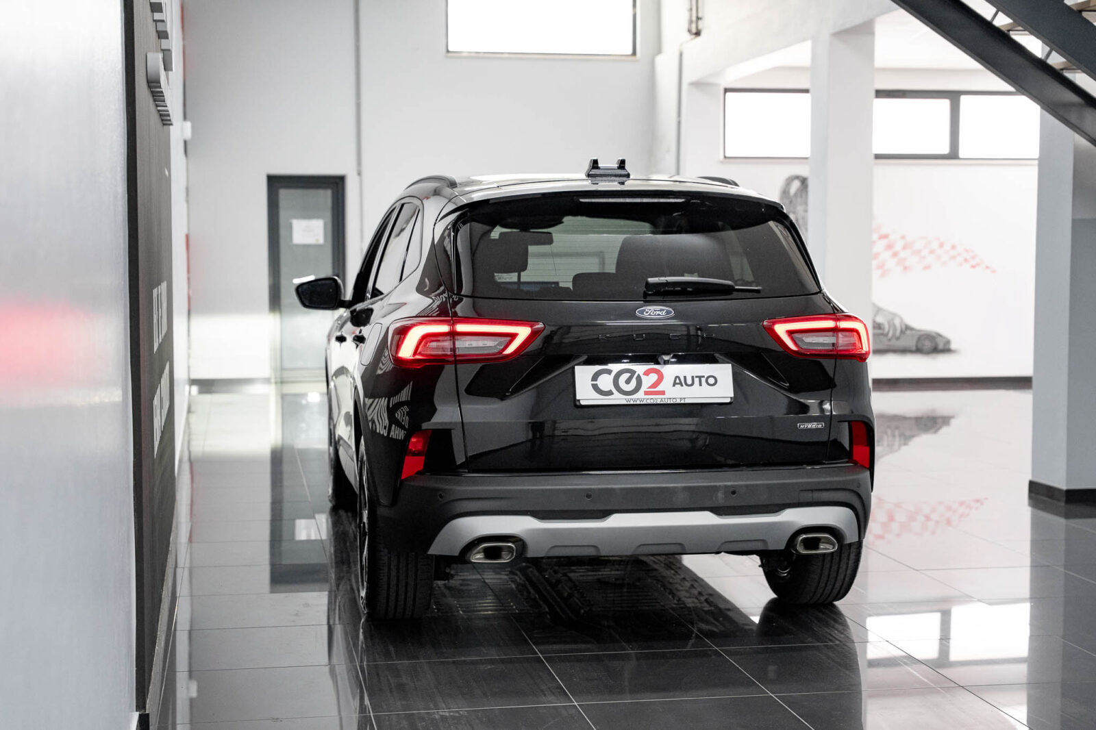 Aford-kuga-hybrid-plugin-hybrid-seminovo-comprar-stand-co2-auto-pataias-31