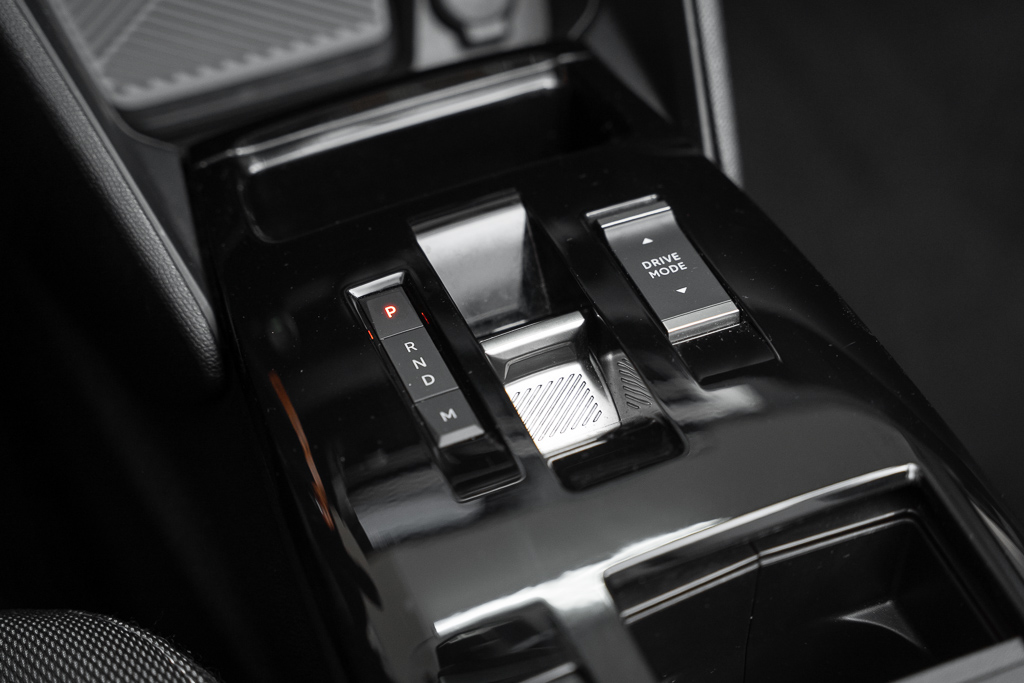 citroen-c4-preto-automatico-co2-carros-pataias-29