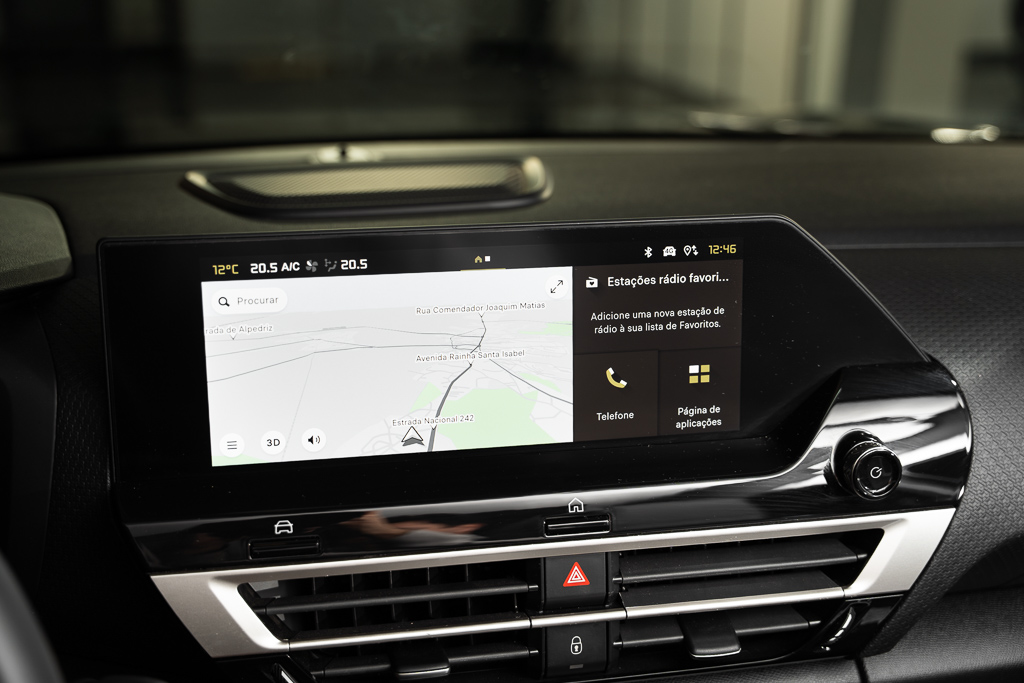 citroen-c4-preto-automatico-co2-carros-pataias-31