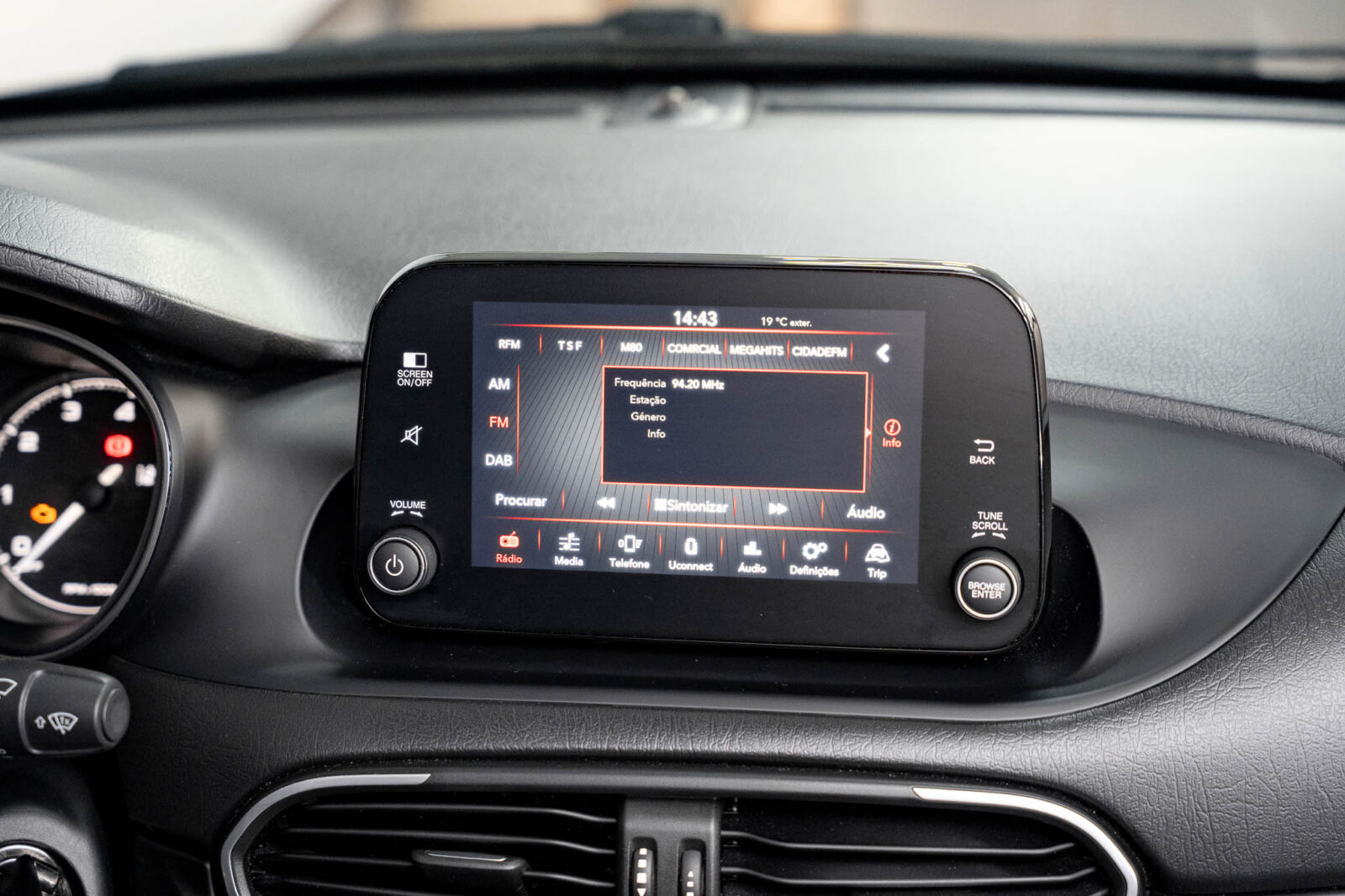 fiat-tipo-13-multijet-street-diesel-95cv-2022-usado-comprar-stand-co2-auto-pataias-14