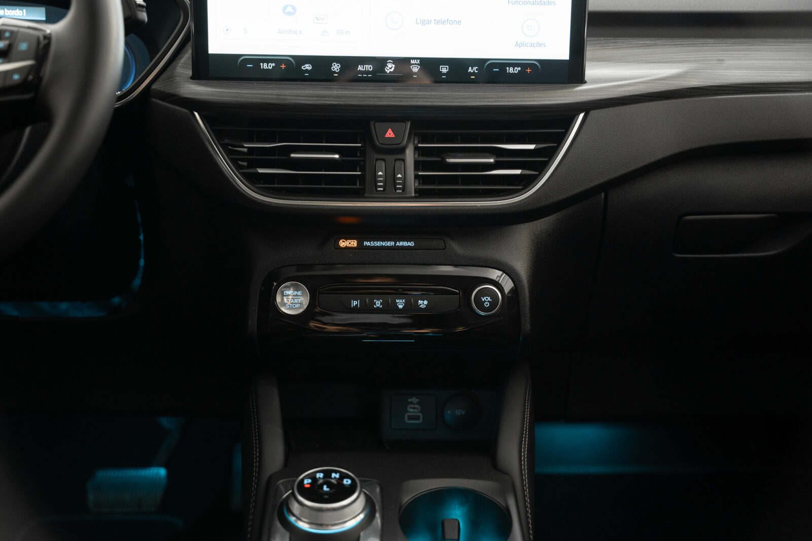 ford-kuga-active-hybrid-plug-in-co2-stand-carros-automovel-comprar-pataias-16
