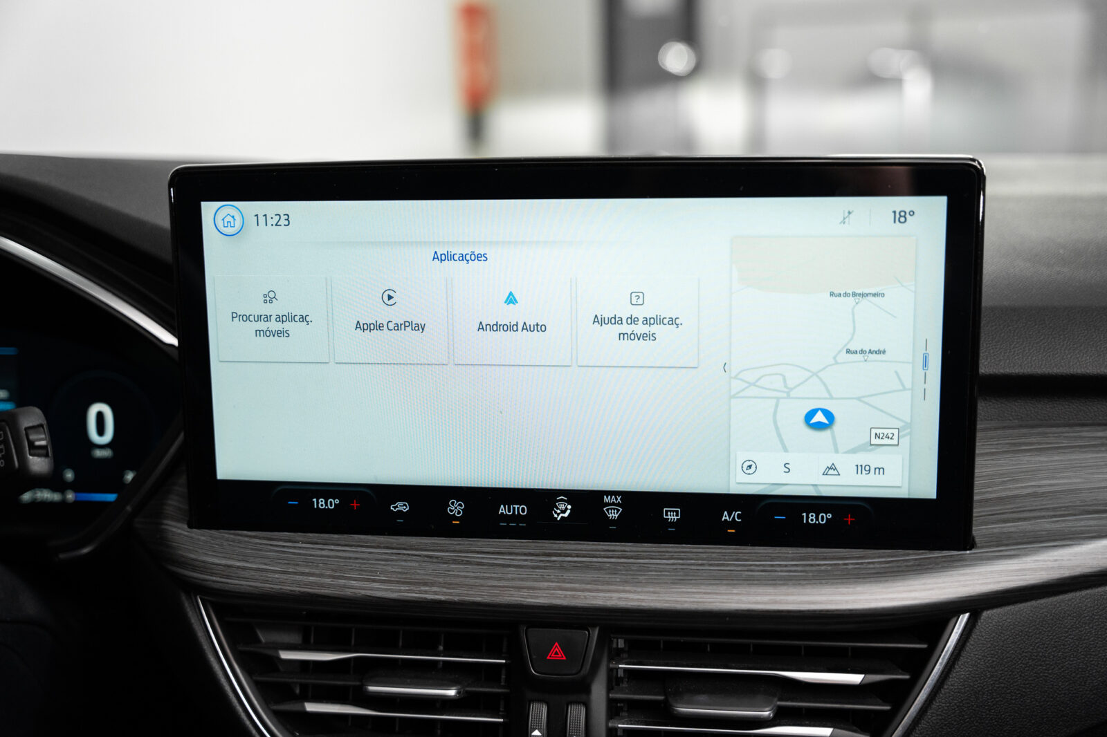 ford-kuga-active-hybrid-plug-in-co2-stand-carros-automovel-comprar-pataias-21