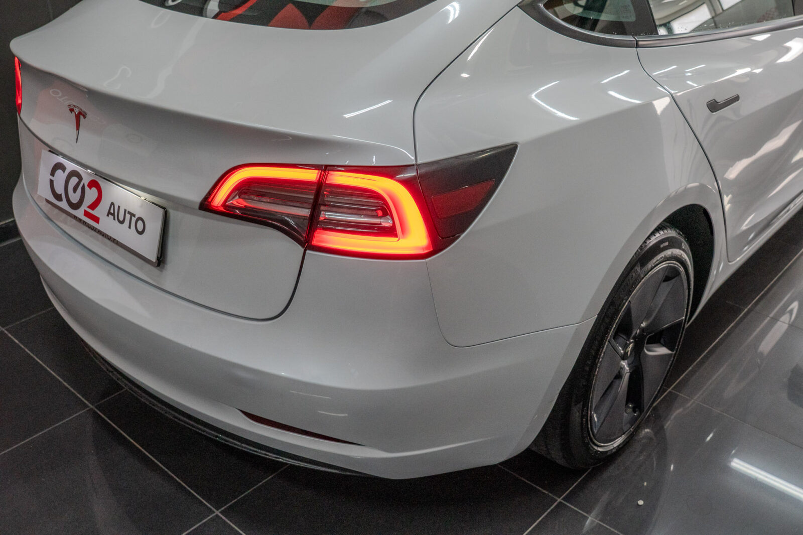 tesla_model_3_07