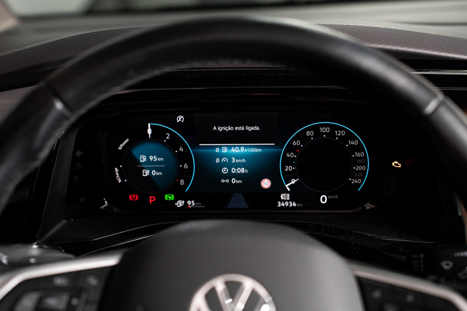 volkswagen-multivan-t7-1-4-tsi-e-hybrid-life-longa-dsg-co2-stand-carros-automovel-comprar-pataias-38