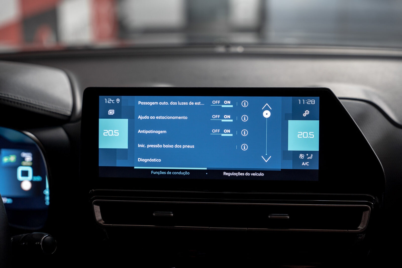 citroen-c5-1.6-hybrid-plus-e-eat8-co2-stand-carros-automovel-comprar-pataias-18