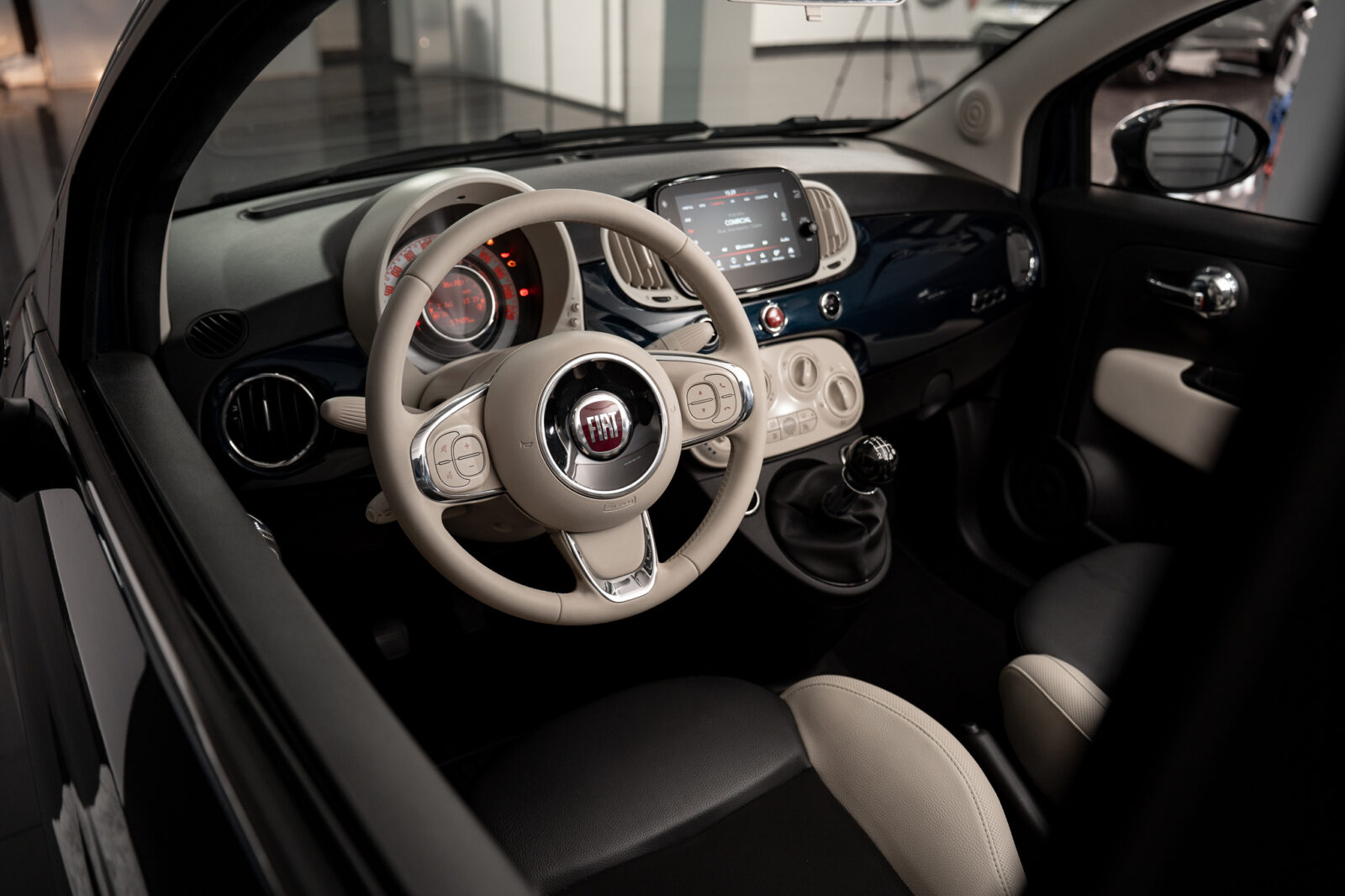 fiat-500-dolcevita-hybrid-co2-stand-carros-automovel-comprar-pataias-37