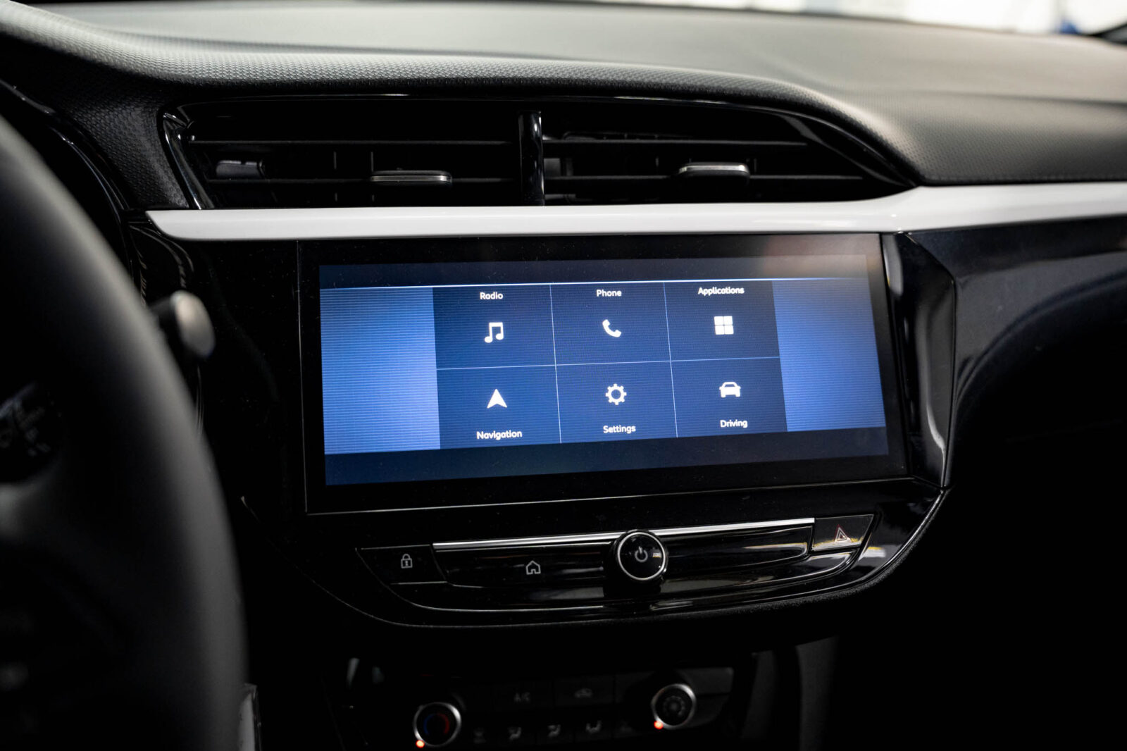 opel-corsa-gsline-12t-100cv-gasolina-2025-seminovo-comprar-stand-co2-auto-pataias-18